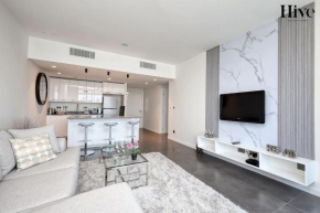 Luxury 1 Bed Apartment in Golf Views